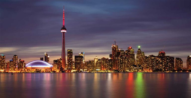Toronto: Discover one of Canada’s best destinations