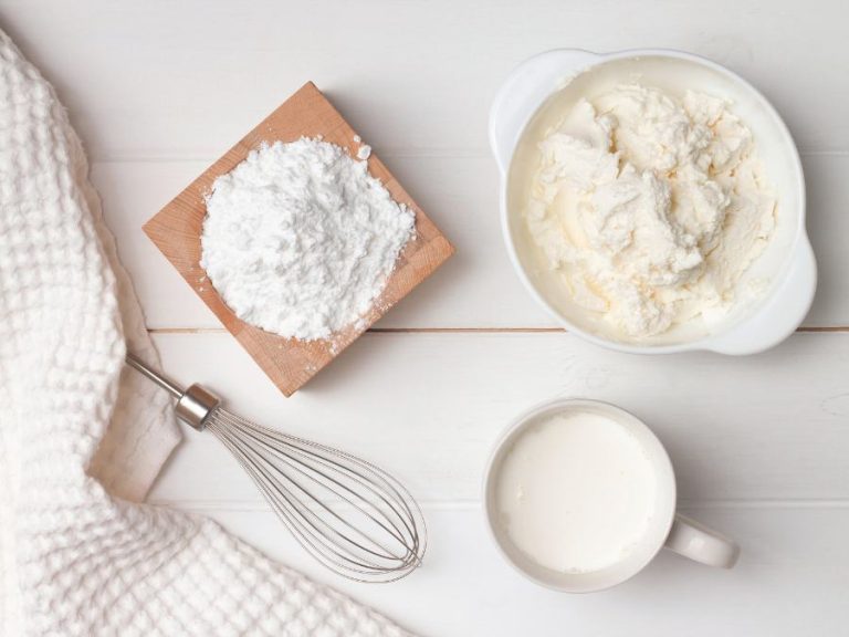 How-to: Cream butter and sugar for baked goods