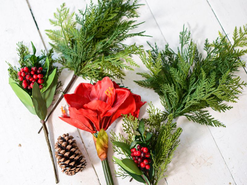 Classic holiday red - What you need