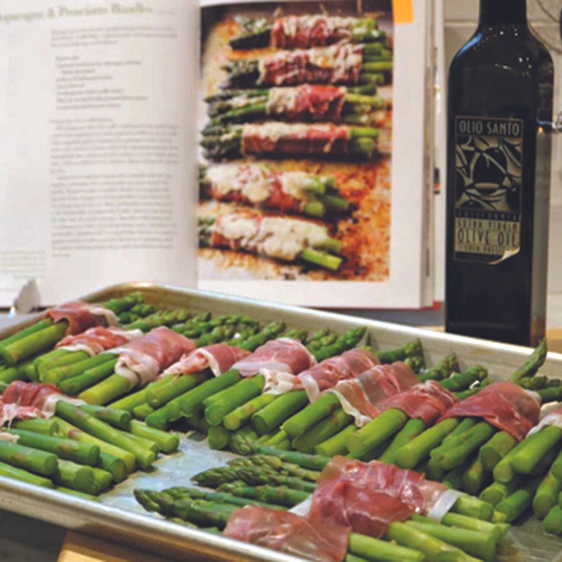 Asparagus & Prosciutto Bundles