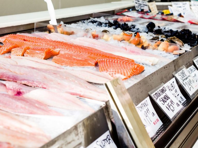 The best tips for picking out fresh seafood
