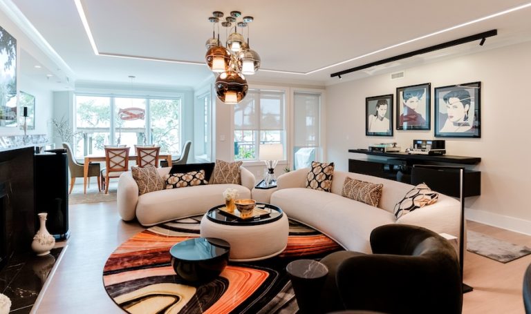 Eclectic living room with illuminating lighting options