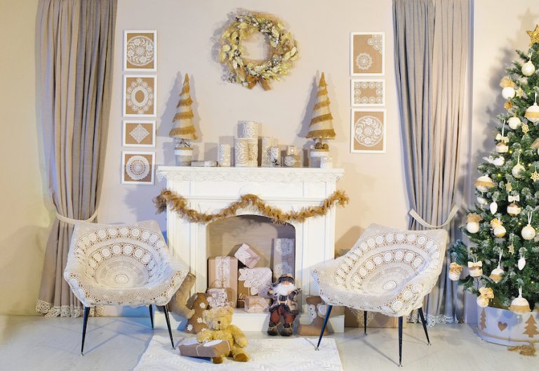 Neutral Christmas room