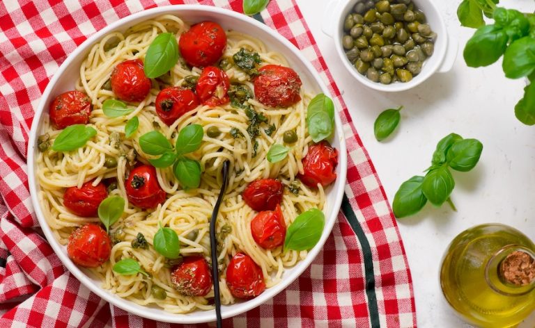 Roasted tomato and basil pasta