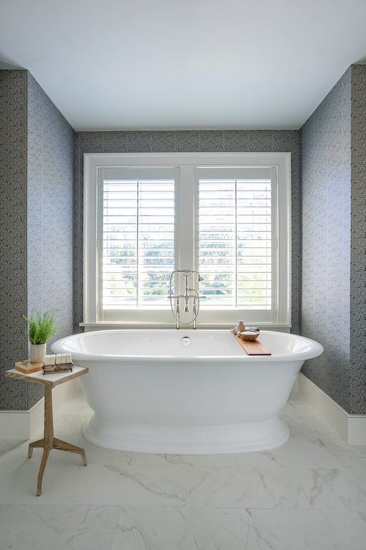 Master bath tub in Palmetto Bluff home designed by Pearce Scott Architects and Leah Bailey Interiors