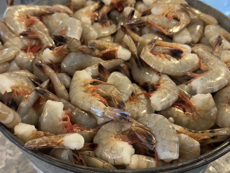 Fresh shrimp on ice