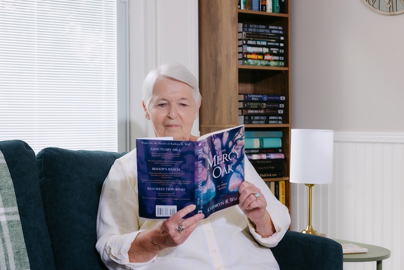 Bay Tanner Mysteries series by Kathryn R. Wall 