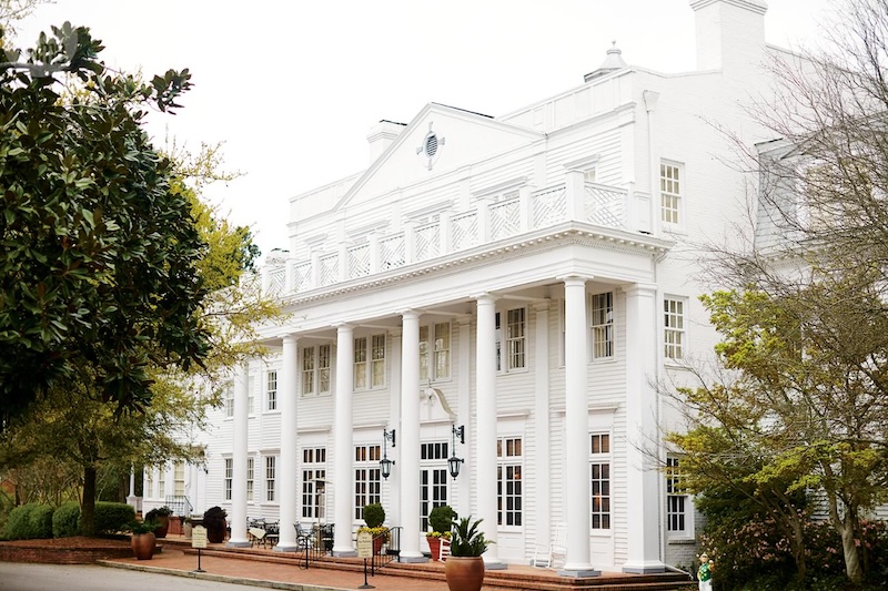 The Willcox hotel in Aiken South Carolina with grand white columns and classic facade