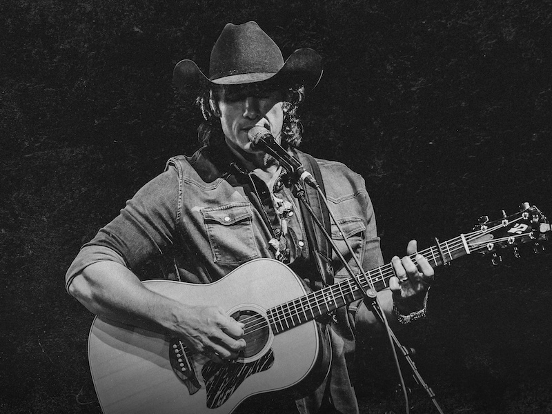 Country music star Joe Nichols promoting Beaufort Water Festival appearance