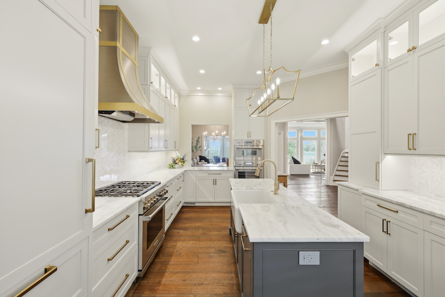 Sea Pines kitchen renovated with appliances from Billy Wood Appliances